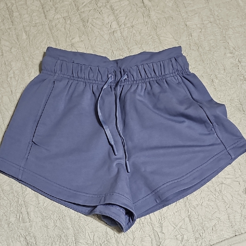 lululemon athletica Women's Lavender Drawstring Athletic Shorts